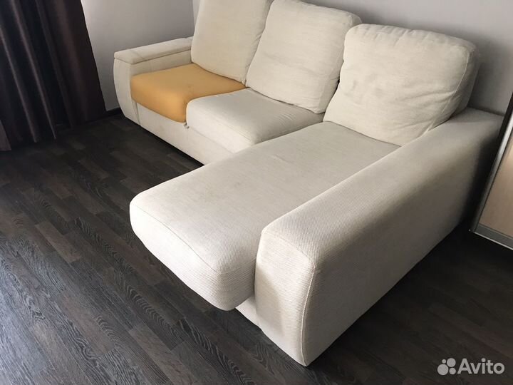 Большой угловой диван