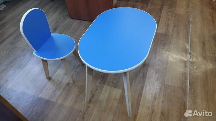 Детский стол и стульчик