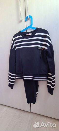 Спортивный костюм