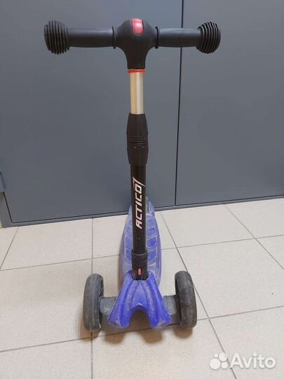 Самокат детский трехколесный бу