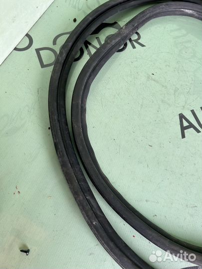 Резинка багажника универсал kia ceed 1 ed