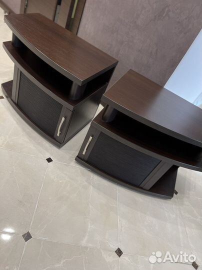 Тумба прикроватная