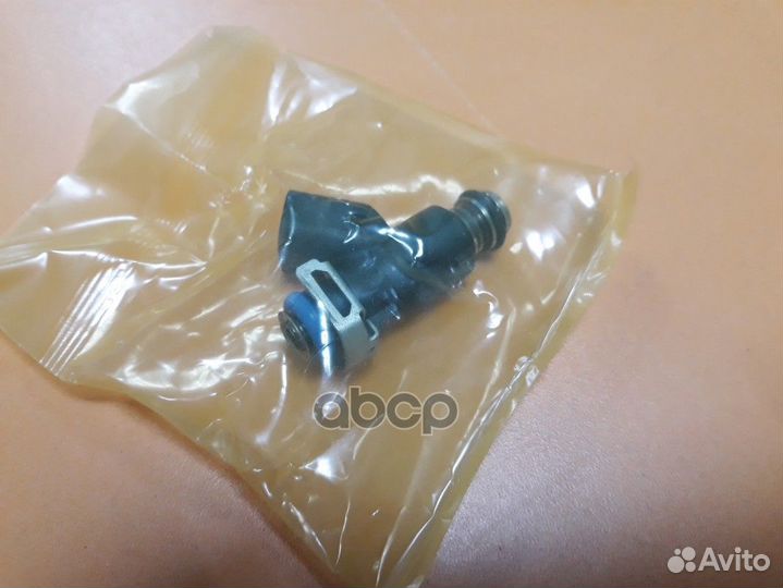 Форсунка бензиновая 353103C000 Hyundai-KIA