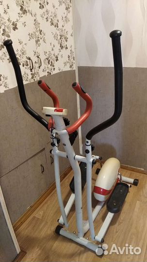 Эллиптический тренажер