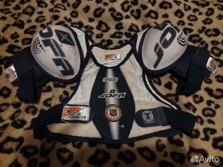 Детский хоккейный нагрудник