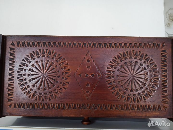 Хлебница деревянная