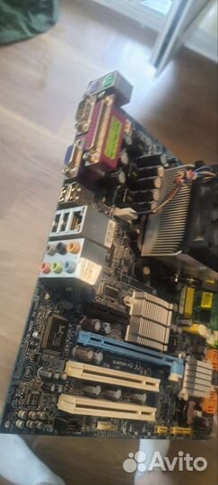 Материнская плата с блоком пит. проц. и памятью
