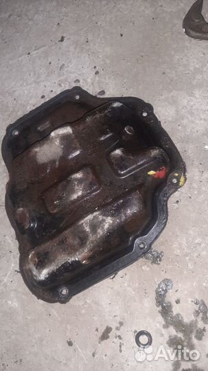 Поддон двигателя на Ниссан,двигатель HR16