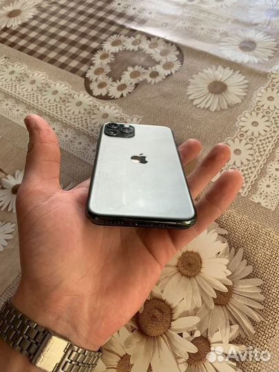 iPhone 11 Pro, 64 ГБ