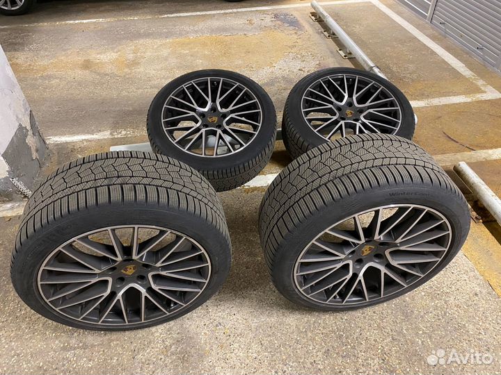 Комплект оригинальных колес Porsche Cayenne