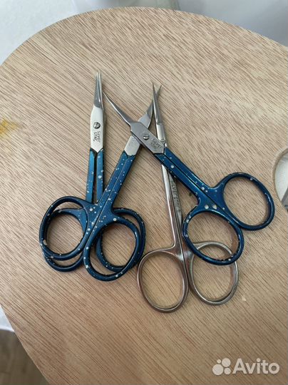 Маникюрные ножницы