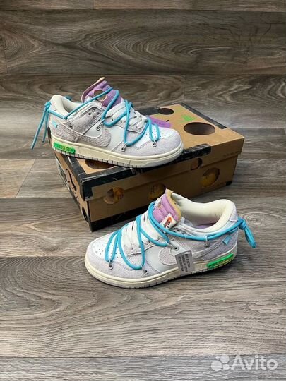 Женские люксовые кроссы найк