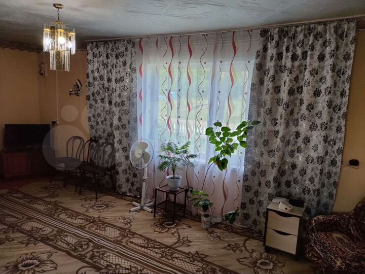 3-к. квартира, 72 м², 1/1 эт.