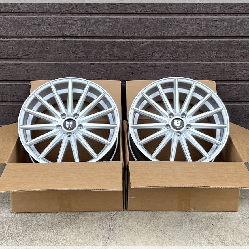 Литые диски Vossen VFS-2 7.5×R17 4×100