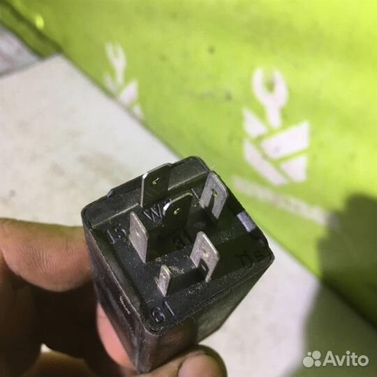 Реле Ауди 100 44 кузов С3