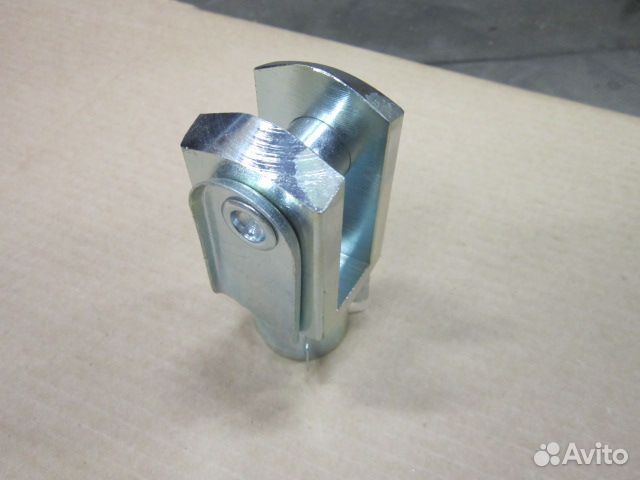 Наконечник штока пневмоцилиндра 1320.100.13/1F Ф1