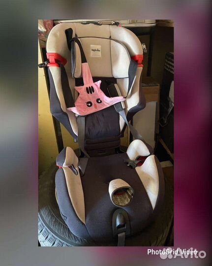 Детское кресло в авто
