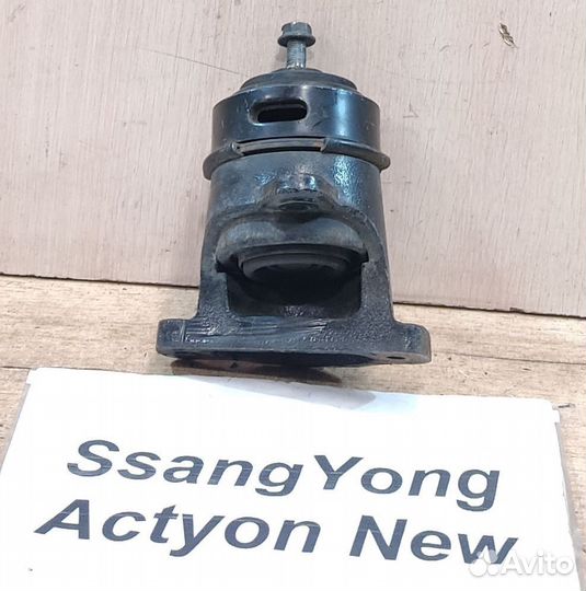Подушка двс Lh SsangYong Actyon New, 2012г