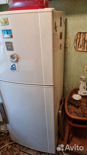 Холодильник бу sharp