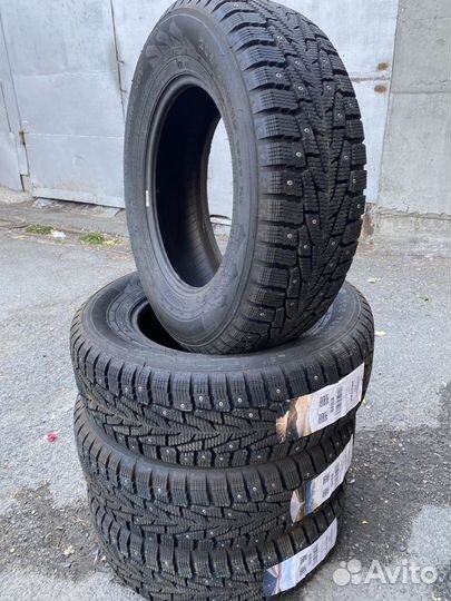 Nokian Tyres Nordman 7 SUV 205/70 R15