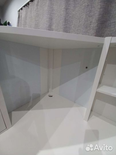 Угловой компьютерный стол IKEA