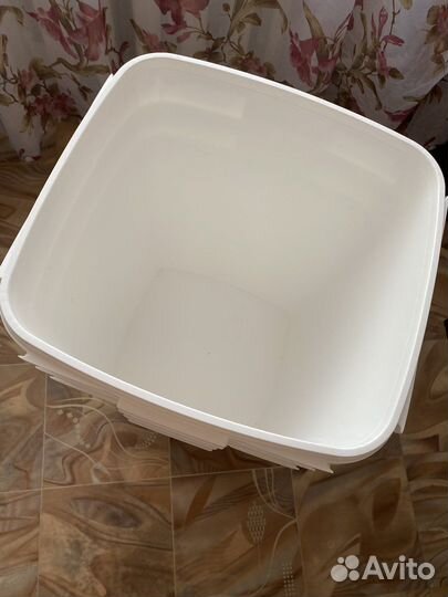 Контейнер пластиковый