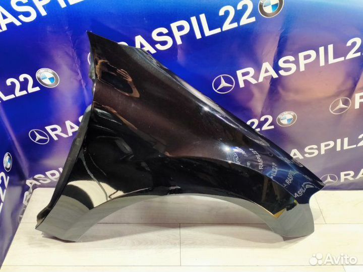 Крыло переднее правое Mercedes-Benz Ml 164 272.967