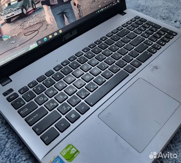 Игровой ноутбук asus i3/Geforce 840M/8озу/240ssd