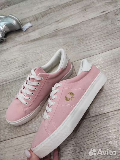 Кроссовки кеды женские