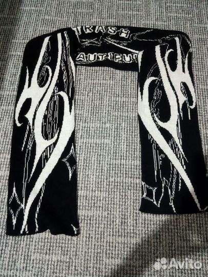 Шарф Trash Beautiful