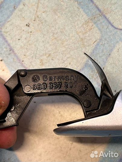 Ручка двери внешняя 3B0837207