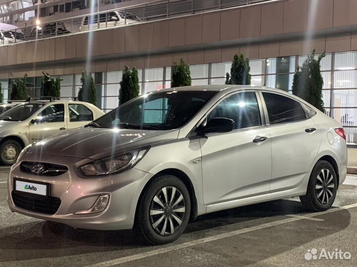Hyundai Solaris 1.6 AT, 2014, 167 000 км