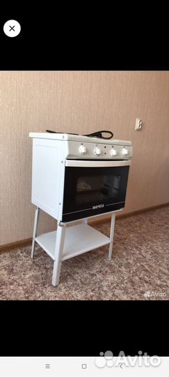 Электрическая плита. В отличном состоянии