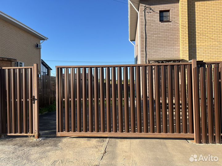 Откатные Ворота с калиткой