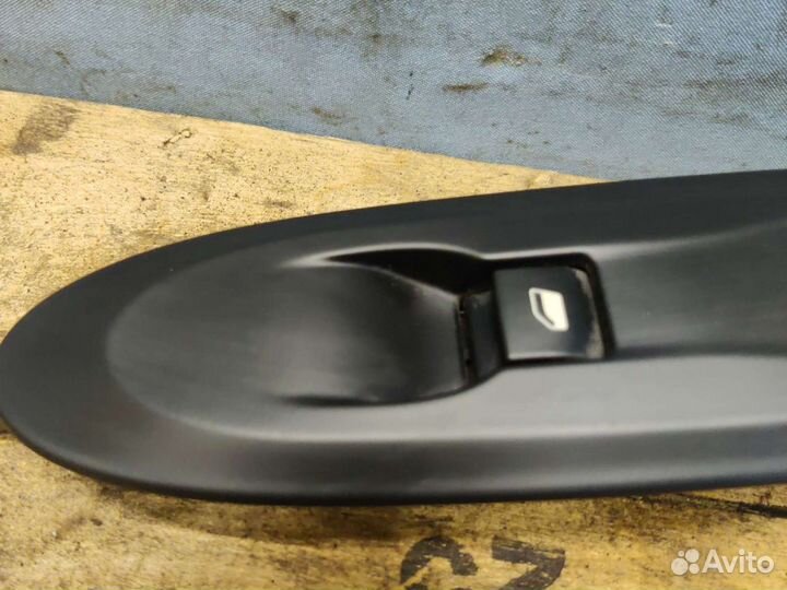 Блок стеклоподъемника передний правый Citroen C4