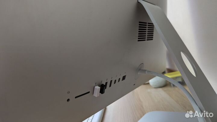 Топовый iMac 21.5 в идеале. SSD, 16 Гб, GeForce 75