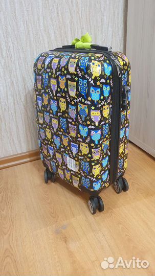 Чемодан на колесах детский бу