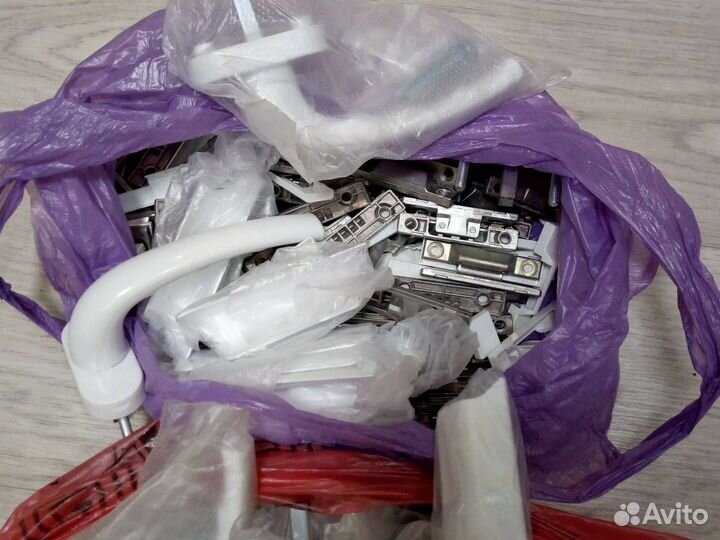 Ручки оконные