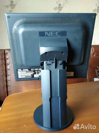 Монитор NEC MultiSync LCD 1770NX