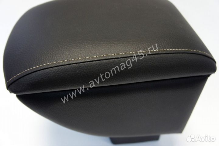 Подлокотник Chevrolet Niva с 2009г Travel вставной