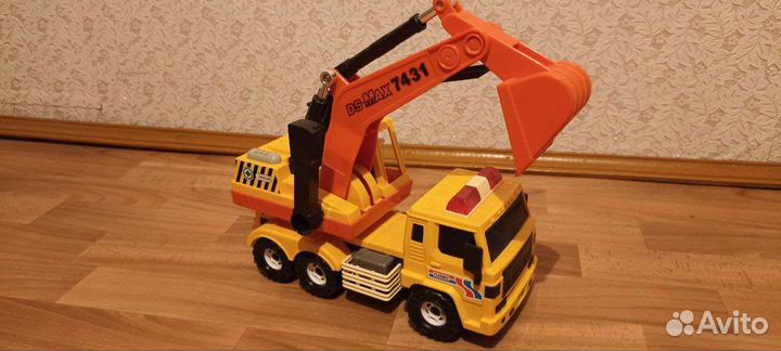 Экскаватор, бетономешалка