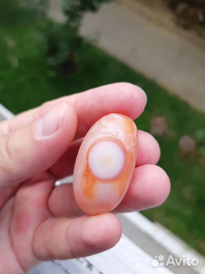 Бусина Дзи, талисман, артефакт