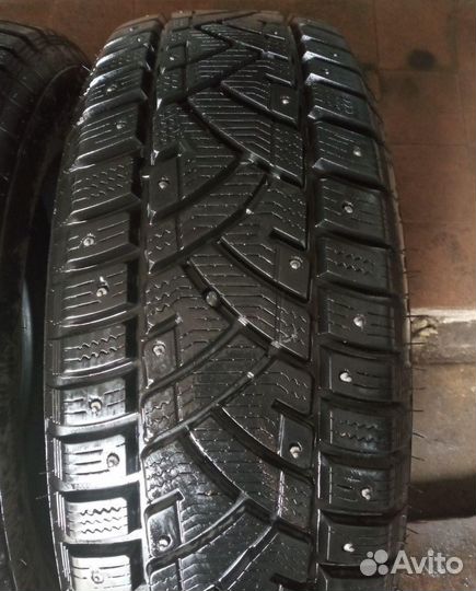 Cooper Weather-Master S/T 3 205/60 R16 100Z
