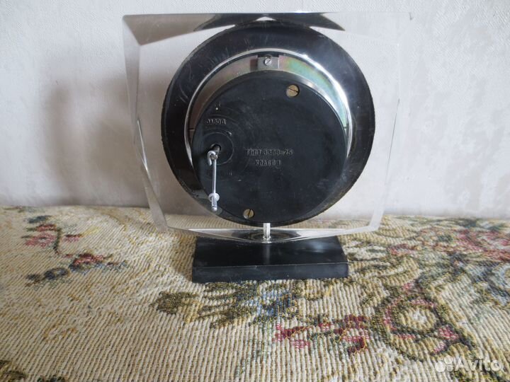 Настольные часы Молния СССР