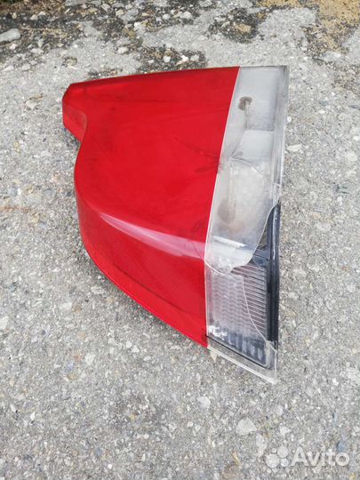Задний фонарь volvo s60