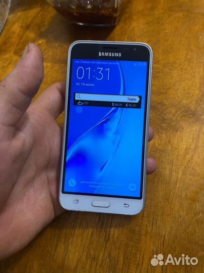 Samsung Galaxy J3 (2016) SM-J320F/DS, 8 гб