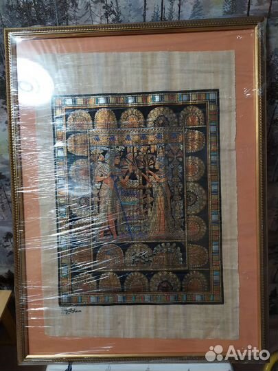 Папирус из египта в рамке