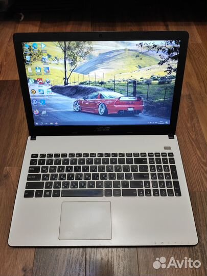 Ноутбук Asus X501A (Pentium B980, 8 гб, 1000HDD)