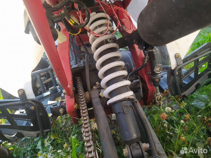 Квадроцикл 125 кубиков