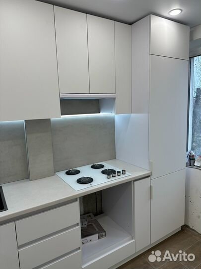 Кухня угловая в хрущевку на заказ